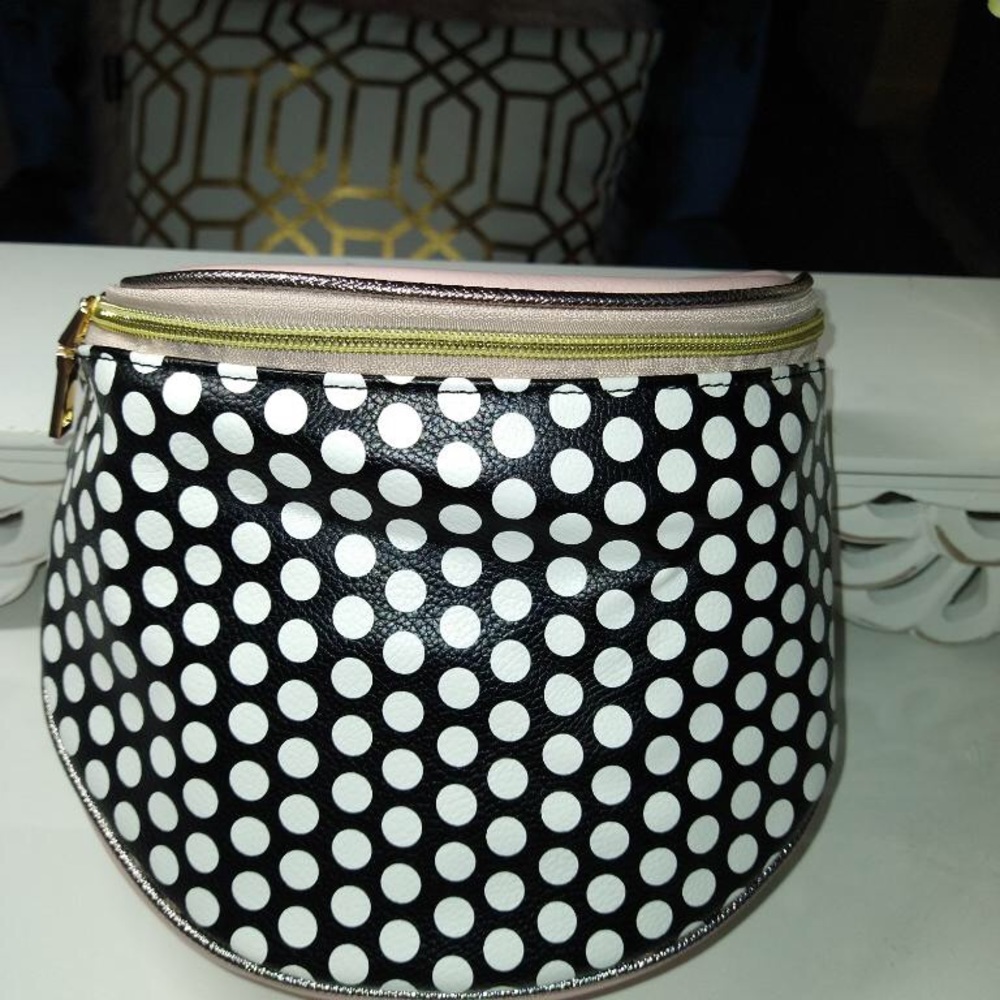 Polka dot fanny pack